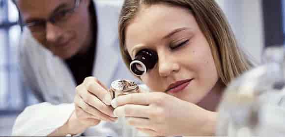 真力时手表维修地址